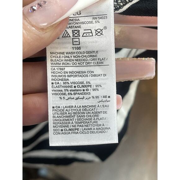 New Summer Boho Old Navy, Black And White Striped Sleeveless Tank Dress XL NWT​​ - Picture 10 of 10